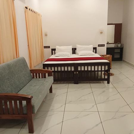 Appu'S Nido Hotel Pallipuram Exterior foto