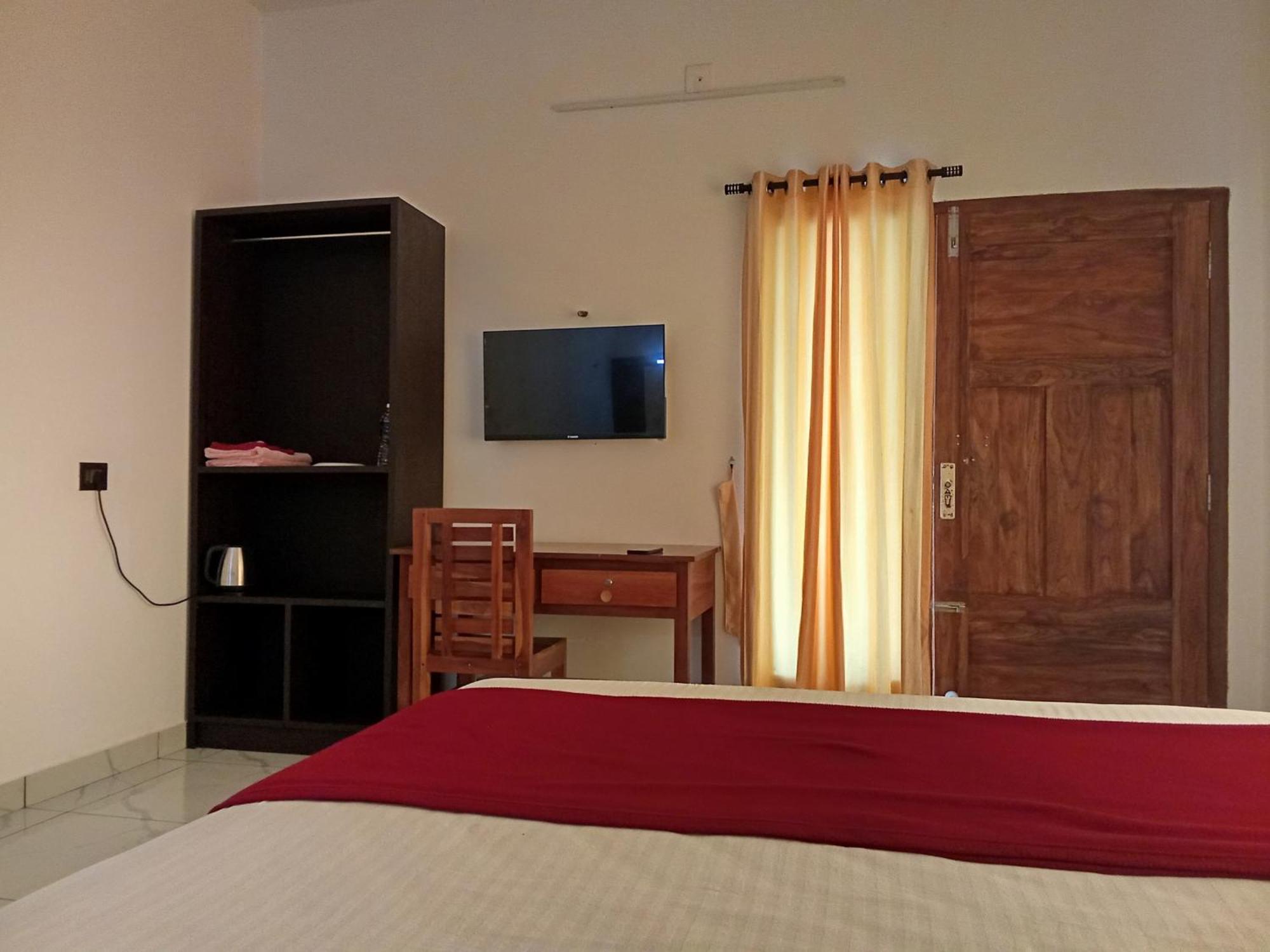 Appu'S Nido Hotel Pallipuram Exterior foto
